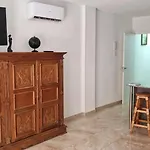 Apartamento Goleta 10 Апартаменты Торевьиа